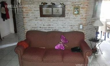 4 dormitorios pileta cochera jardin