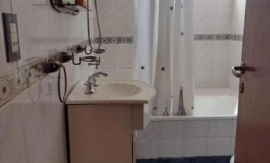 Departamento en venta - 2 Dormitorios 1 Baño - 72Mts2 - Avellaneda