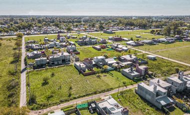 Terreno con frente al sur de 343m² en Tango
