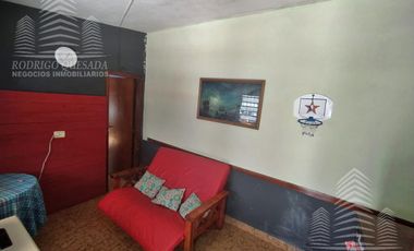 Una muy linda casa en lote propio! San Bernardo
