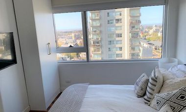IMPRESIONANTE 2 AMB C/COCH FIJA AMOBLADO PISO SUPER ALTO C/ESPECTAC VISTA TORRE MIRABILIA.