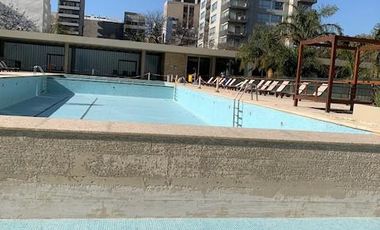 IMPRESIONANTE 2 AMB C/COCH FIJA AMOBLADO PISO SUPER ALTO C/ESPECTAC VISTA TORRE MIRABILIA.