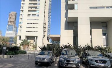 IMPRESIONANTE 2 AMB C/COCH FIJA AMOBLADO PISO SUPER ALTO C/ESPECTAC VISTA TORRE MIRABILIA.