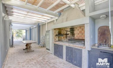 Alquiler temporario casa 4 ambientes sobre 1.100m2 con pileta y parrilla - Ingeniero Maschwitz