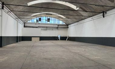 DEPOSITO EN INMEJORABLE UBICACION SOBRE PANAMERICANA OLIVOS 639 M2 - ALQUILADO