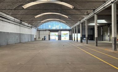 DEPOSITO EN INMEJORABLE UBICACION SOBRE PANAMERICANA OLIVOS 1167 M2 - ALQUILADO