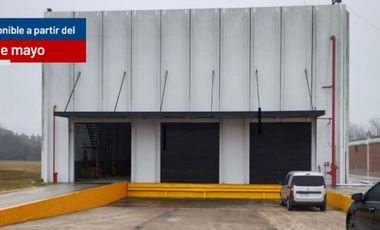 Depósito en alquiler en centro multi-clientes con seguridad y servicios