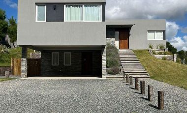 Casa en venta - 5 Dormitorios 4 Baños - 990Mts2 - Pinamar