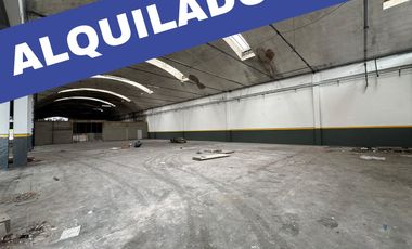 DEPOSITO EN INMEJORABLE UBICACION SOBRE PANAMERICANA OLIVOS - ALQUILADO