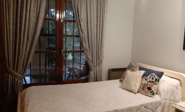 CASA CHALET EN VENTA   5amb - SOBRE 3 LOTES - MONTE GRANDE