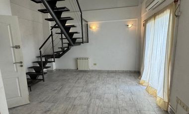 Duplex a 3 cuadras yrigoyen centro de Lomas