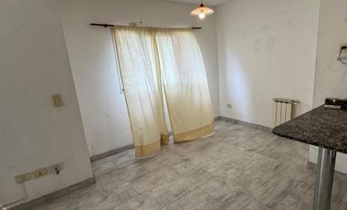 Duplex a 3 cuadras yrigoyen centro de Lomas