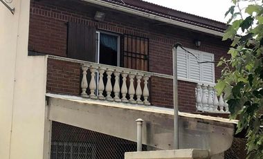 Casa en venta - 3 Dormitorios 2 Baños - 85Mts2 - Mar del Tuyú