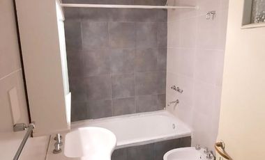 Exc. Zona, Depto. 3 Amb. con Dependencia de Servicio