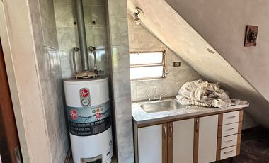 VENTA - CASA - VILLA MADERO - A PASOS DE AVDA. CROVARA