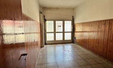 VENTA - CASA - VILLA MADERO - A PASOS DE AVDA. CROVARA