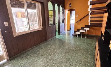 VENTA - CASA - VILLA MADERO - A PASOS DE AVDA. CROVARA