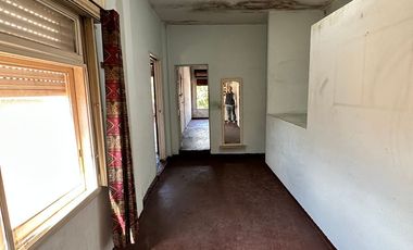 VENTA - CASA - VILLA MADERO - A PASOS DE AVDA. CROVARA