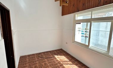 VENTA - CASA - VILLA MADERO - A PASOS DE AVDA. CROVARA