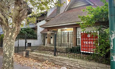Venta importante  casa   barrio Plaza Mitre .Mar del Plata