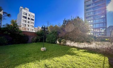 Venta importante  casa   barrio Plaza Mitre .Mar del Plata