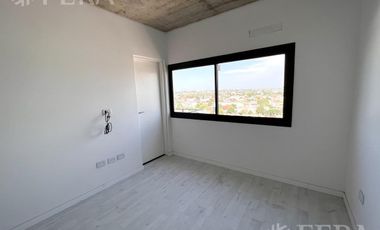 Venta de Departamento semipisos 3 ambientes en Wilde (28880)