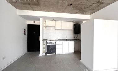 Venta de Departamento semipisos 3 ambientes en Wilde (28880)