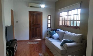 Hermosa Casa en José Mármol