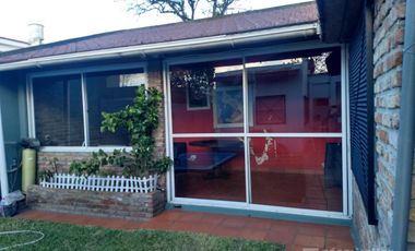 Hermosa Casa en José Mármol