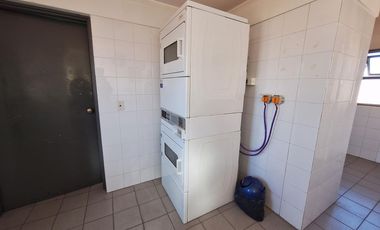 DEPARTAMENTO EN VENTA 4 AMBIENTES CON DEPENDENCIA EN FLORES