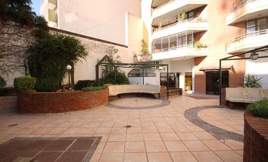 DEPARTAMENTO EN VENTA 4 AMBIENTES CON DEPENDENCIA EN FLORES