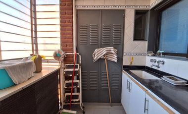 DEPARTAMENTO EN VENTA 4 AMBIENTES CON DEPENDENCIA EN FLORES