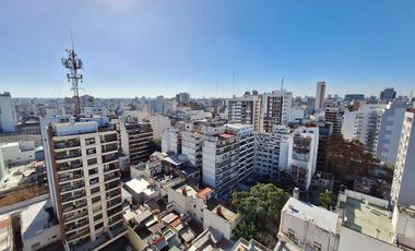 DEPARTAMENTO EN VENTA 4 AMBIENTES CON DEPENDENCIA EN FLORES
