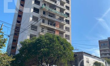 Venta en pozo -  TERRASUR - Departamento 3 ambientes - Lanús Este