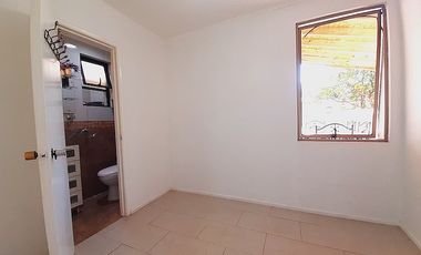 CASA EN EXCLUSIVO Y SEGURO CONDOMINIO / REBAJADA