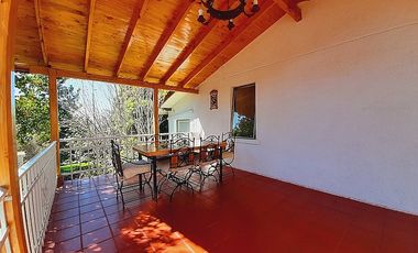 CASA EN EXCLUSIVO Y SEGURO CONDOMINIO / REBAJADA