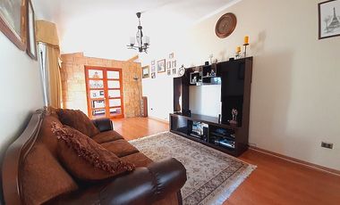 CASA EN EXCLUSIVO Y SEGURO CONDOMINIO / REBAJADA