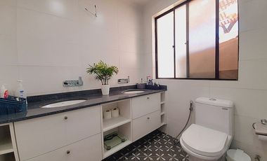 CASA EN EXCLUSIVO Y SEGURO CONDOMINIO / REBAJADA