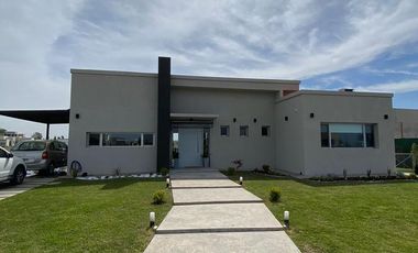 Casa - La Alameda