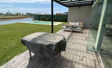 Casa - La Alameda