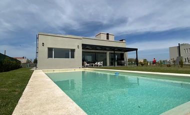 Casa - La Alameda