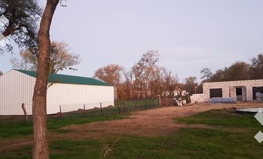 Galpón en  Venta