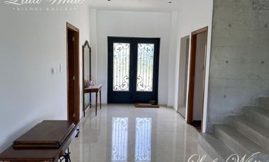 Venta - Casa a la laguna en Lagos de San Eliseo