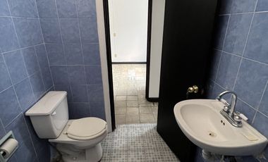 CASA EN VENTA CON USO DE SUELO MIXTO EN EL CENTRO DE GUADALAJARA, COL. REFORMA