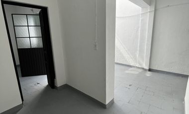 CASA EN VENTA CON USO DE SUELO MIXTO EN EL CENTRO DE GUADALAJARA, COL. REFORMA