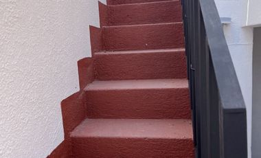 CASA EN VENTA CON USO DE SUELO MIXTO EN EL CENTRO DE GUADALAJARA, COL. REFORMA