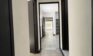 CASA EN VENTA CON USO DE SUELO MIXTO EN EL CENTRO DE GUADALAJARA, COL. REFORMA