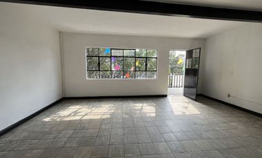 CASA EN VENTA CON USO DE SUELO MIXTO EN EL CENTRO DE GUADALAJARA, COL. REFORMA