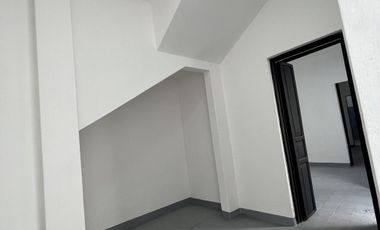 CASA EN VENTA CON USO DE SUELO MIXTO EN EL CENTRO DE GUADALAJARA, COL. REFORMA