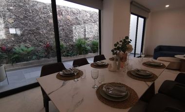 Vive la Elegancia y Comodidad en el Corazón del Querétaro Moderno, Casa en Venta.